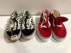 2 X ASSORTED VANS FOOTWEAR TO INCLUDE RED PUMPS SIZE 7.5