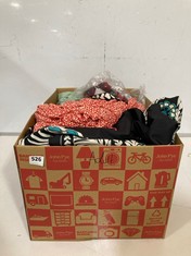 BOX OF ASSORTED ADULT CLOTHING TO INCLUDE H&M MAXI DRESS RED FLORAL SIZE M