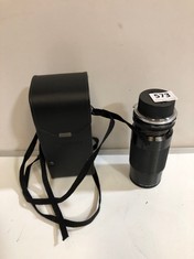 A TAMRON 80-210MM ZOOM LENS IN ORIGINAL CASE