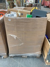 PALLET OF ASSORTED CAR PARTS / ITEMS TO INCLUDE CROSLAND FUEL FILTER (KERBSIDE PALLET DELIVERY)