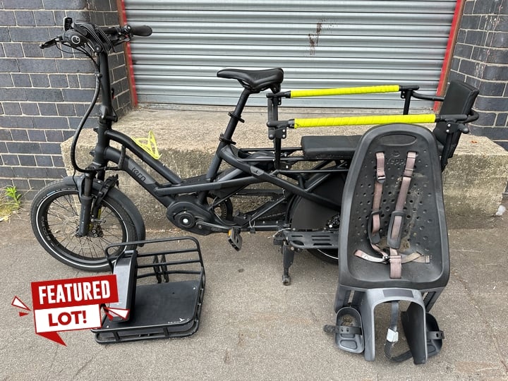 Tern GSD S10 LR Electric Cargo Bike With Key, Front Transporteur Rack, Two Bosch Batteries. Rear Double Seat Kit And Yepp Childs Seat (No Charger) (MPSS02726668)  (VAT ONLY PAYABLE ON BUYERS PREMIUM)