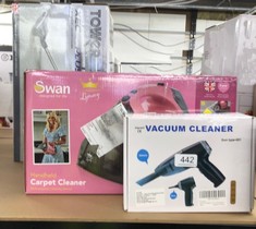 QUANTITY OF ITEMS TO INCLUDE SWAN LYNSEY TV’S QUEEN OF CLEAN HANDHELD CARPET CLEANER IN PINK, EASY TO USE, LARGE CAPACITY WATER TANK, 500W MAX POWER, 5M CORD LENGTH, SC18410QOCN: LOCATION - D