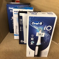 QUANTITY OF ITEMS TO INCLUDE ORAL-B IO3 ELECTRIC TOOTHBRUSHES ADULTS, MOTHERS DAY GIFTS FOR HER / HIM, 1 TOOTHBRUSH HEAD, 3 MODES WITH TEETH WHITENING, 2 PIN UK PLUG, BLACK: LOCATION - D RACK