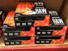 QUANTITY OF ITEMS TO INCLUDE WARRIOR RAW PROTEIN FLAPJACKS – 12 BARS X 75G EACH – PACKED WITH 20G OF PROTEIN – LOW SUGAR, HIGH IN FIBRE (SALTED CARAMEL) - BEST BEFORE JUL 24: LOCATION - F RACK