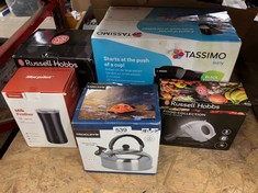 QUANTITY OF ITEMS TO INCLUDE TASSIMO BY BOSCH SUNY 'SPECIAL EDITION' TAS3102GB COFFEE MACHINE,1300 WATT, 0.8 LITRE - BLACK: LOCATION - F RACK