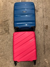 QUANTITY OF ITEMS TO INCLUDE AMERICAN TOURISTER BLUE SMALL SUITCASE: LOCATION - G RACK