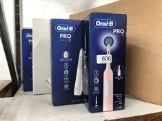 QUANTITY OF ITEMS TO INCLUDE ORAL-B PRO 3 ELECTRIC TOOTHBRUSHES ADULTS, MOTHERS DAY GIFTS FOR HER / HIM, 1 TOOTHBRUSH HEAD & TRAVEL CASE, 3 MODES WITH TEETH WHITENING, 2 PIN UK PLUG, WHITE: LOCATION