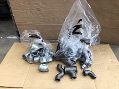 QUANTITY OF ASSORTED PLUMBING ITEMS TO INCLUDE GALVANISED STEEL PIPE CONNECTORS : LOCATION - BACK TABLES(COLLECTION OR OPTIONAL DELIVERY AVAILABLE)