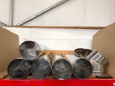 QUANTITY OF ASSORTED PLUMBING ITEMS TO INCLUDE ALLUMINIUM FLUE COVERS: LOCATION - BACK RACK(COLLECTION OR OPTIONAL DELIVERY AVAILABLE)