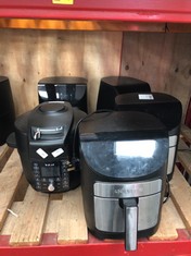 QUANTITY OF AIR FRYERS TO INCLUDE GOURMIA 1 DOOR AIR FRYER: LOCATION - SIDE RACK(COLLECTION OR OPTIONAL DELIVERY AVAILABLE)