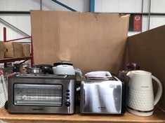 QUANTITY OF HOME ITEMS TO INCLUDE DOSCH DESIGN LINE 2 PIECE TOASTER: LOCATION - TABLES(COLLECTION OR OPTIONAL DELIVERY AVAILABLE)