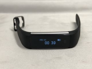 RUNLIO X12 FITNESS TRACKERS (TOTAL RRP £252).  [JPTE61904]: LOCATION - P2