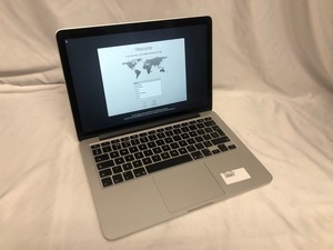 APPLE MACBOOK PRO 512GB LAPTOP: MODEL NO A1502. INTEL DUAL CORE I7, 16GB DDR3 RAM, 13.6" SCREEN  [JPTE61700]: LOCATION - C4