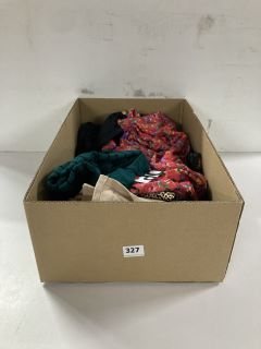 BOX OF ASSORTED WOMEN'S CLOTHING (ASSORTED SIZES)