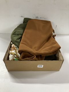 BOX OF ASSORTED WOMEN'S CLOTHING (ASSORTED SIZES)