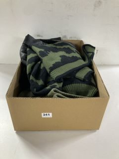 BOX OF ASSORTED WOMEN'S CLOTHING (ASSORTED SIZES)