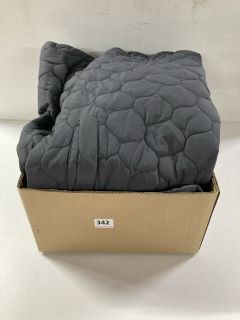 BOX OF ASSORTED COATS (ASSORTED SIZES)