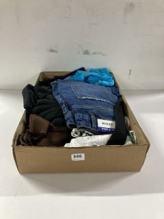 BOX OF ASSORTED WOMEN'S CLOTHING (ASSORTED SIZES)