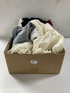 BOX OF ASSORTED WOMEN'S CLOTHING (ASSORTED SIZES)