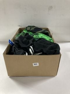 BOX OF ASSORTED WOMEN'S CLOTHING (ASSORTED SIZES)