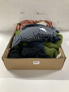 BOX OF ASSORTED WOMEN'S CLOTHING (ASSORTED SIZES)