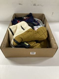 BOX OF ASSORTED KIDS CLOTHING (ASSORTED SIZES)