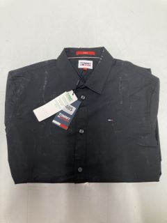 TOMMY JEANS SHIRT (BLACK) - L