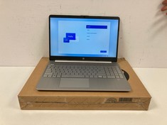 LAPTOP HP 15S-EQ1040NS 125 GB (ORIGINAL RRP - 389,00 €) IN SILVER (WITH BOX AND CHARGER). AMD 3020E, 4 GB RAM, , AMD RADEON GRAPHICS [JPTZ6553].