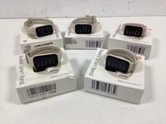 5 PC X XIAOMI REDMI REDMI SMART BAND 2 SMARTWATCH (ORIGINAL RRP - €115,65) IN WHITE/PINK. (MAY NOT CONTAIN BOX. THE CHARGERS ARE THOSE SHOWN IN THE
IN THE PICTURES. TO SEE MORE DETAILS OF THE PRODUCT