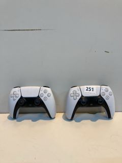 2 X SONY PLAYSTATION DUAL SENSE WIRELESS CONTROLLER