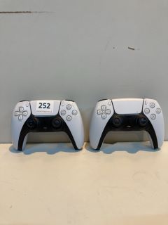 2 X SONY PLAYSTATION DUAL SENSE WIRELESS CONTROLLER