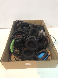 BOX OF WIRED HEADPHONES