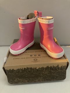 COTSWOLD KIDS BOOTS UK SIZE: 4.5