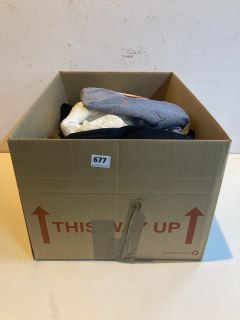 BOX OF ASSORTED CLOTHES ITEMS INC JACK & JONES HOODIE