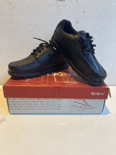 KICKERS KICK LO YU UK SIZE: 5 OLDER