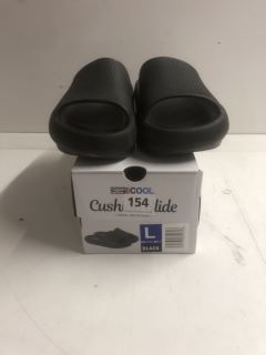 CUSHION SLIDES IN BLACK SIZE L