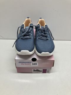 SKETCHERS LITE FOAM IN NAVY SIZE 8