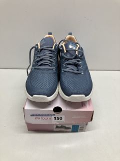 SKETCHERS LITE FOAM IN NAVY SIZE 7