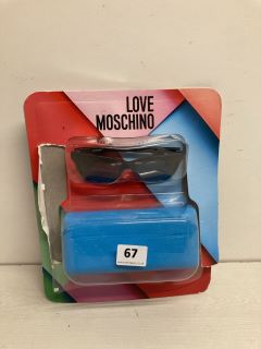 LOVE MOSCHINO SUNGLASSES WITH CASE