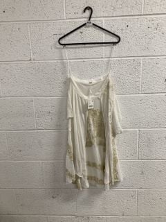 WOMEN'S TOP IVORY SIZE S RRP: $148