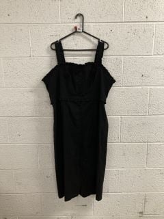 WOMEN'S DRESS IN BLACK SIZE 2XL RRP: £140