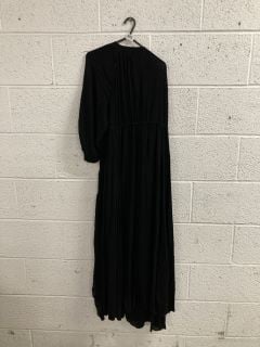 WOMEN'S DRESS IN BLACK SIZE XS RRP: £118