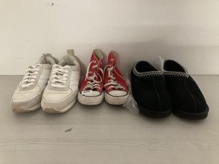 QTY OF ASSORTED ITEMS TO INCLUDE PAIR OF CALVIN KLEIN LOW TOP LACE UP TRAINERS IN WHITE - SIZE 43