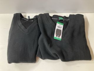 2 X MARC NEW YORK BLACK JUMPERS XL