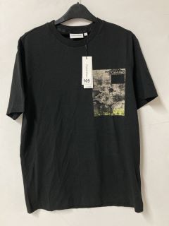 CALVIN KLEIN PHOTO PRINT T SHIRT M