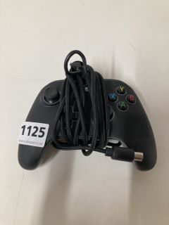 WIRED XBOX CONTROLLER