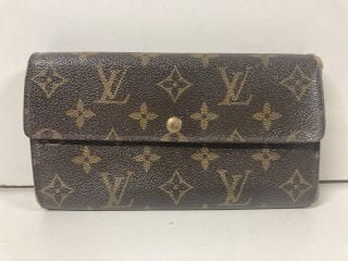 LOUIS VUITTON MONOGRAM LONG WALLET GA0917(LOOSE ZIP)