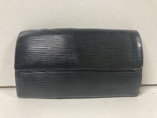 LOUIS VUITTON BLACK EPI LONG WALLET CA0093