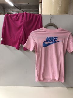 NIKE KIDS TOP AND SHORTS M