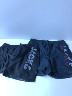 2 PAIRS OF JACK AND JONES SHORTS M